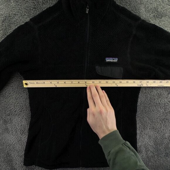 Patagonia Adult Women Jacket Black Full Zip Fuzzy XS Snap Pocket Long Sleeve - Picture 4 of 11